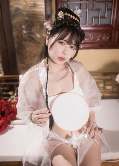 色降2_十万网红美女美酱