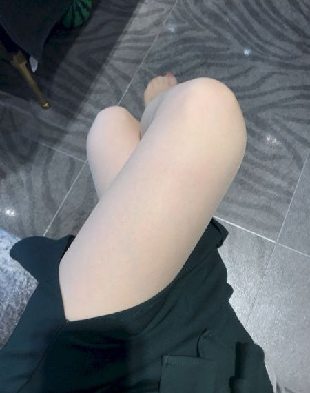 粉嫩湿润肥厚的岳_4K在线观看视频
