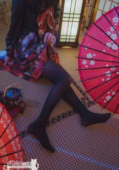 他在我丈夫面前弄了我_DVD在线观看电视